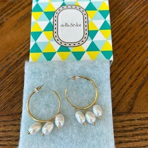 Stella & Dot Pearl Hoop Earrings